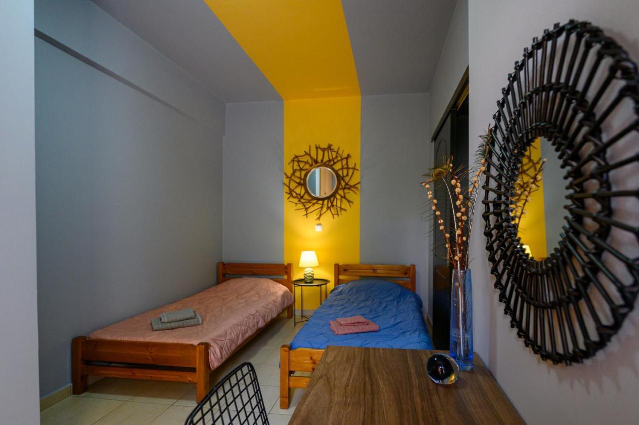 Rea Apartment II "1Minute From The Beach" Kalamata Luaran gambar