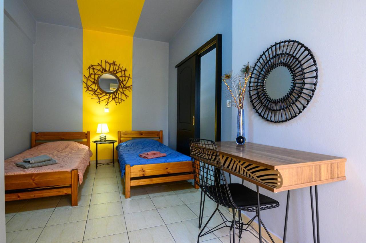Rea Apartment II "1Minute From The Beach" Kalamata Luaran gambar
