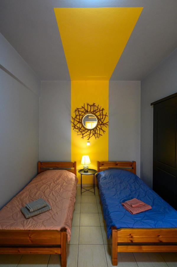 Rea Apartment II "1Minute From The Beach" Kalamata Luaran gambar