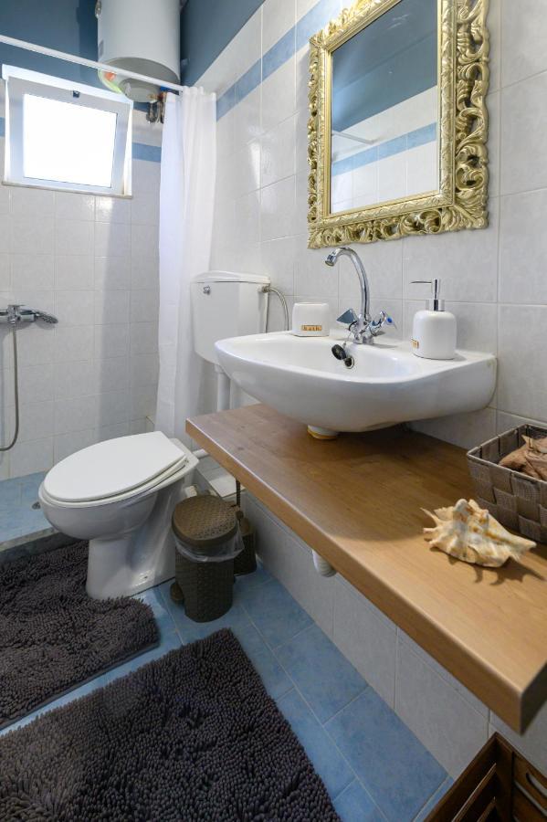 Rea Apartment II "1Minute From The Beach" Kalamata Luaran gambar