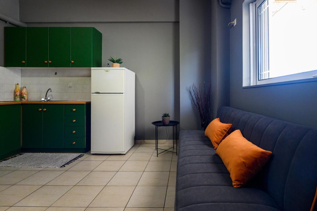 Rea Apartment II "1Minute From The Beach" Kalamata Luaran gambar